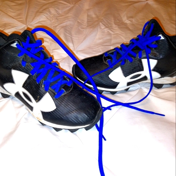 Cleats - Picture 1 of 1